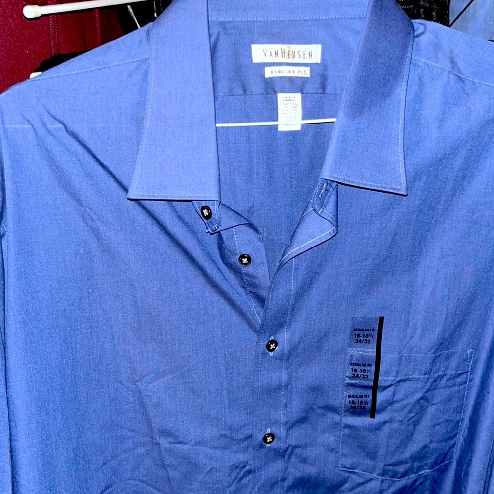 Van Heusen long sleeve dress shirt
